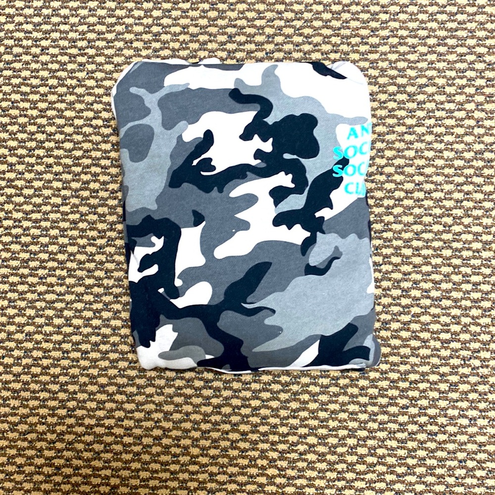 Anti Social Social Club Camo Hoodie Size XL NWT